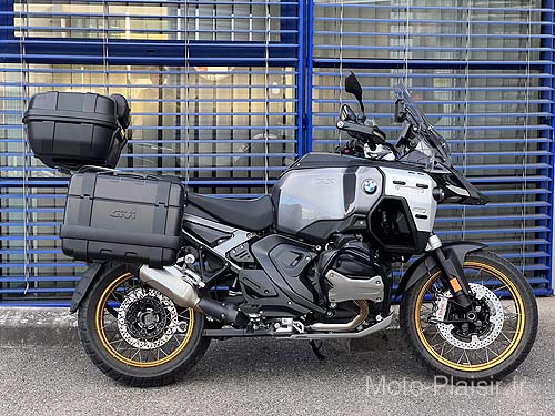 BMW R1300GS Adventure Pro motorcycle rental