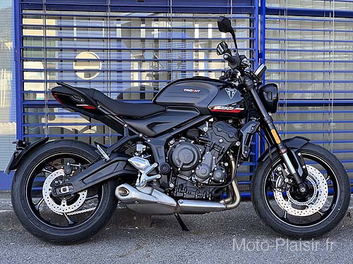 Triumph Trident 660 A2 motorcycle rental